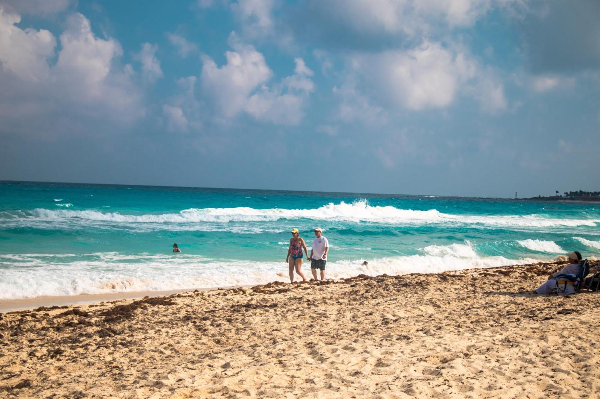 Beachfront Apartments Cancún Exterior foto