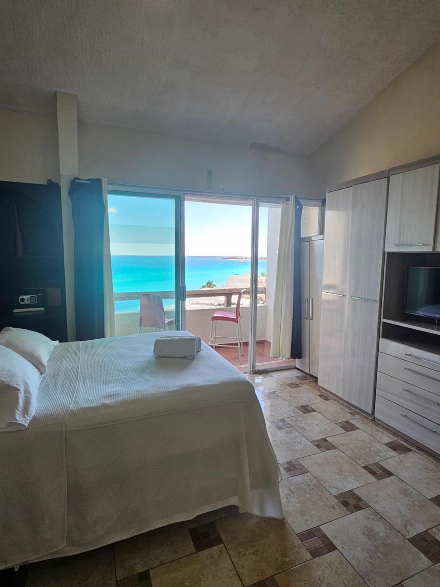 Beachfront Apartments Cancún Zimmer foto